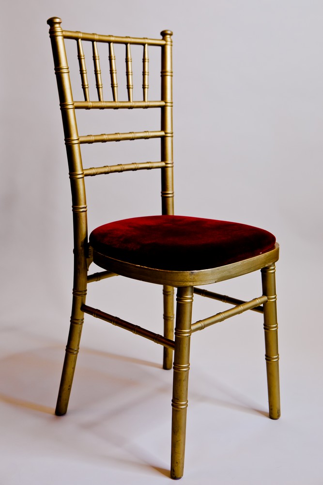chiavari-gold-chairs-to-hire (1)